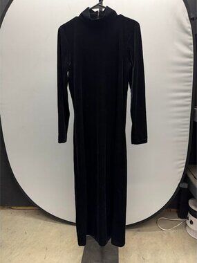 Express Tricot Vintage Black Velvet Long Sleeve Sheath Dress